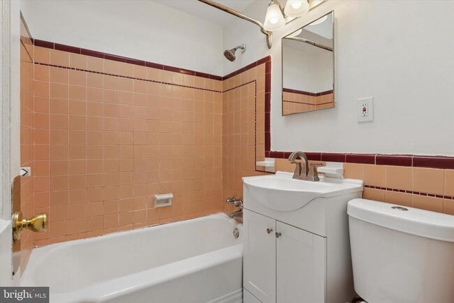 Building Photo - 7816 Fayette St