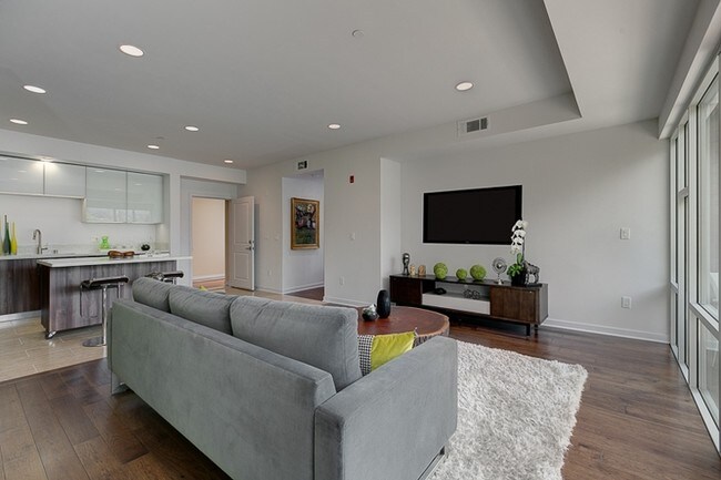 Building Photo - Millard Place