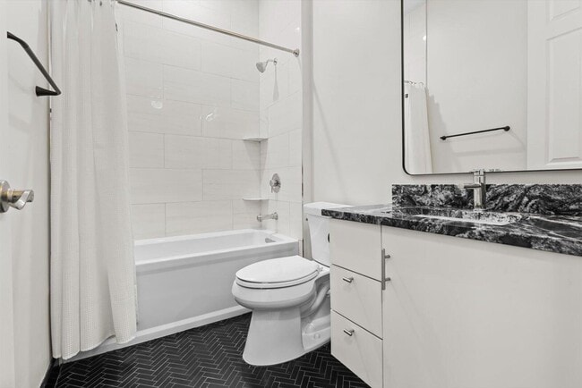 Building Photo - 1460 Corbison Point Pl