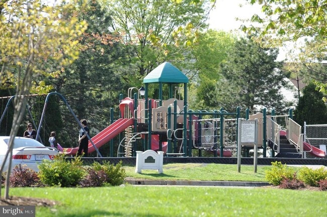 Building Photo - 8060 Morning Meadow Ct