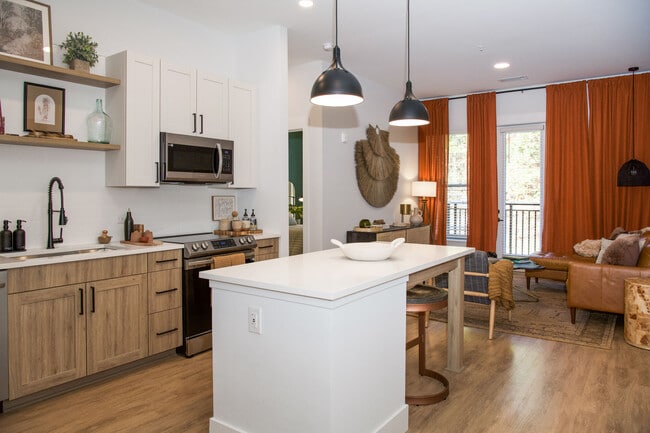 Building Photo - NOVEL Mallard Creek by Crescent Communities