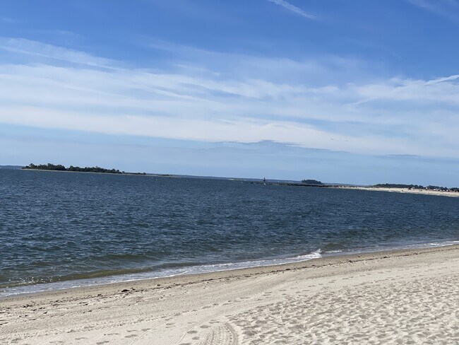 Primary Photo - 29 Soundview Dr