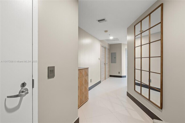 Building Photo - 60 SW 13th St