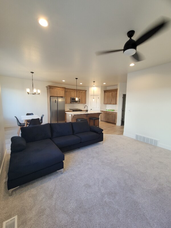 Building Photo - 1753 N Festive Wy