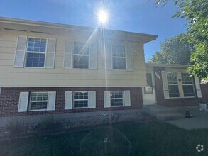 Building Photo - single family home