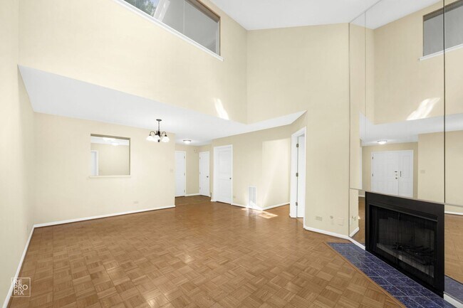 Building Photo - 1081 Courtland Dr