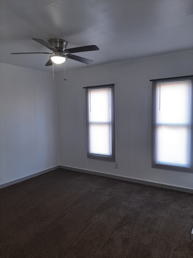 Primary Bedroom - 567 E Whittier St