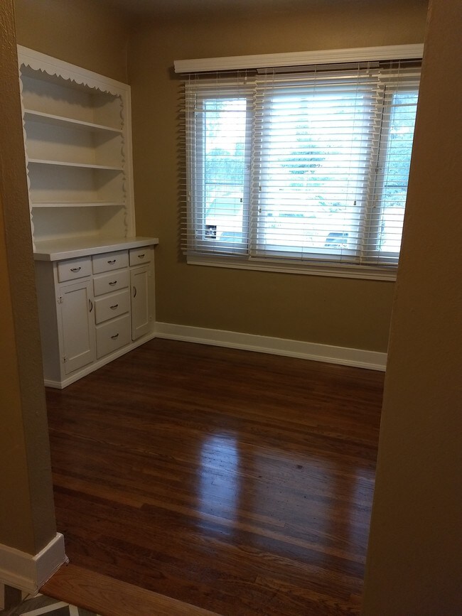 Dining room. Floors refinished. - 13644 Earlham Dr