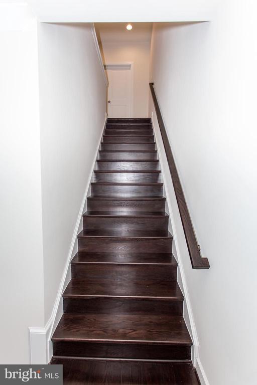 Building Photo - 23187 Hampton Oak Ter