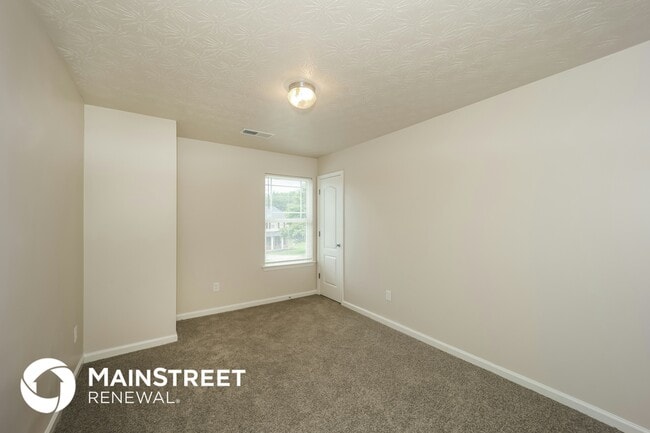 Building Photo - 4397 Rock Valley Dr