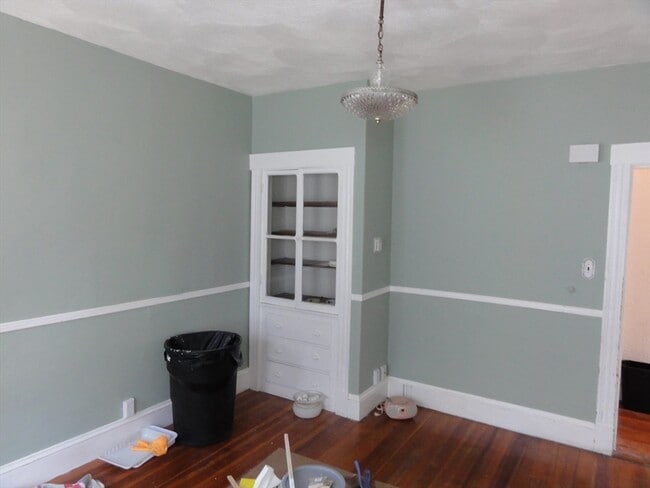 Building Photo - 130 Vernal St