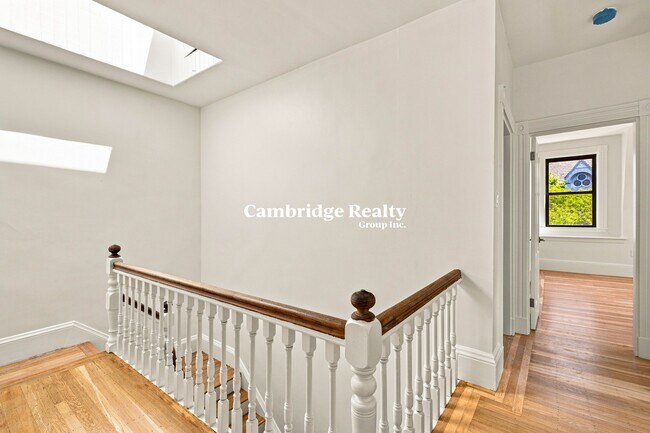 Building Photo - 54 Harvard St