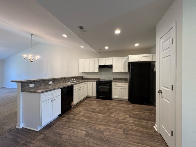 Building Photo - 14 Jackmia Way