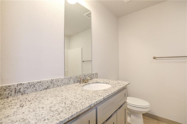 Building Photo - 3412 SW Vel Mews