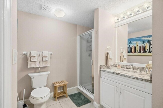 Building Photo - 60 Surfview Dr