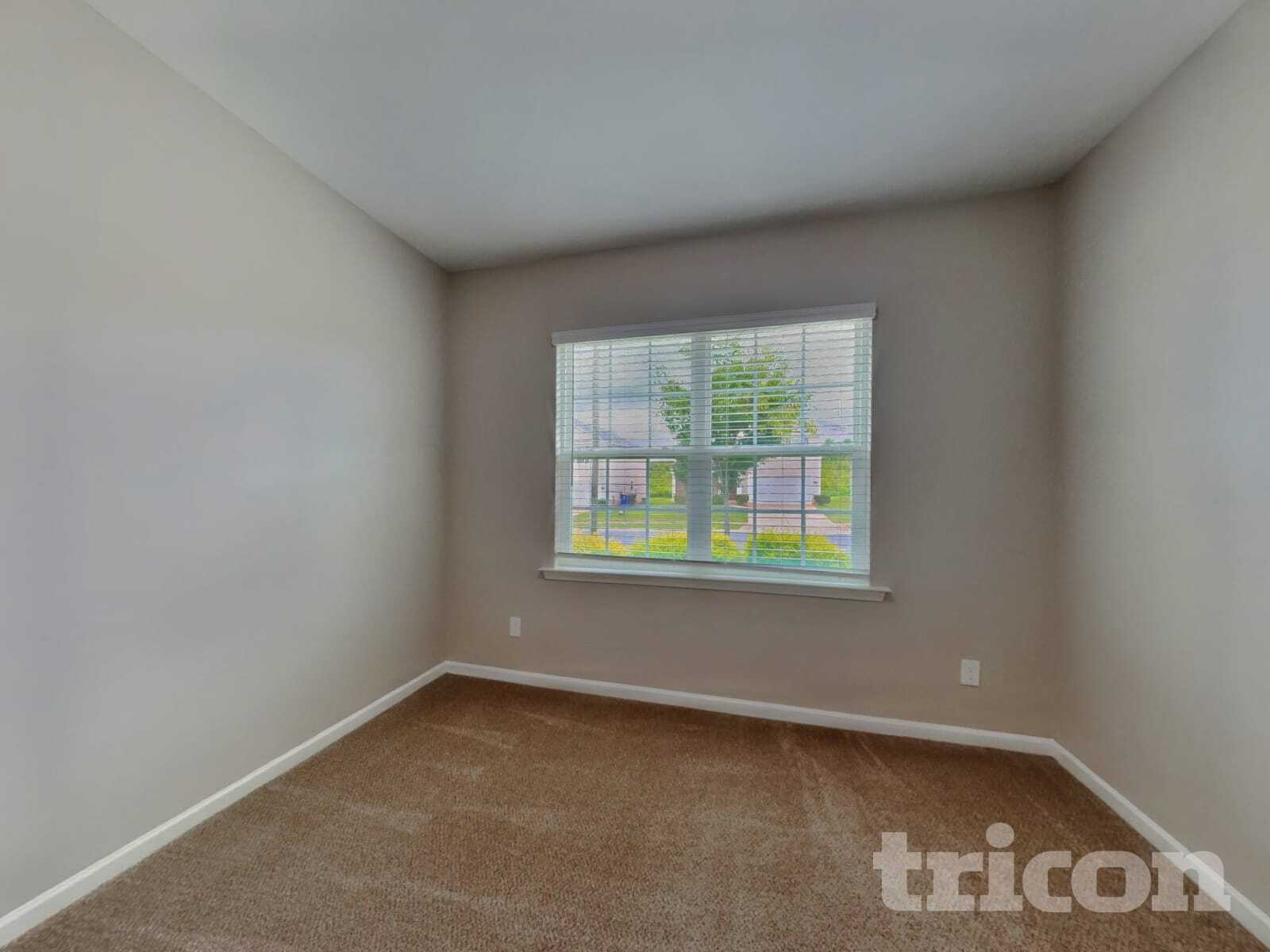 Building Photo - 1250 Aurora Glen Dr