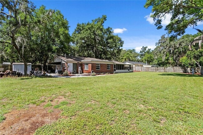 Building Photo - 6928 Greenhill Pl