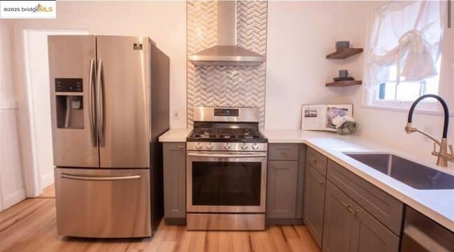 Building Photo - 3373 Arkansas St