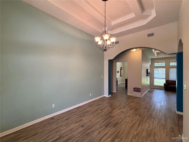 Building Photo - 2304 Brazos Ave