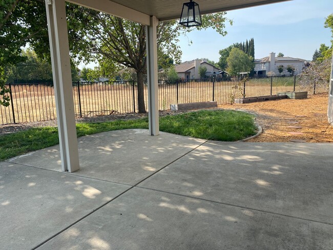 Building Photo - Beautiful Rocklin home on Cul-de-sac