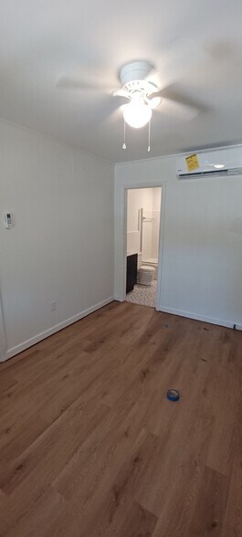 Building Photo - 3918 Dorsey Ave