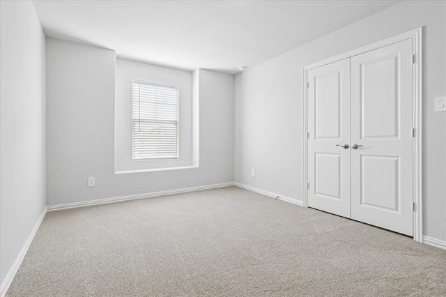 Building Photo - 422 Blanton St