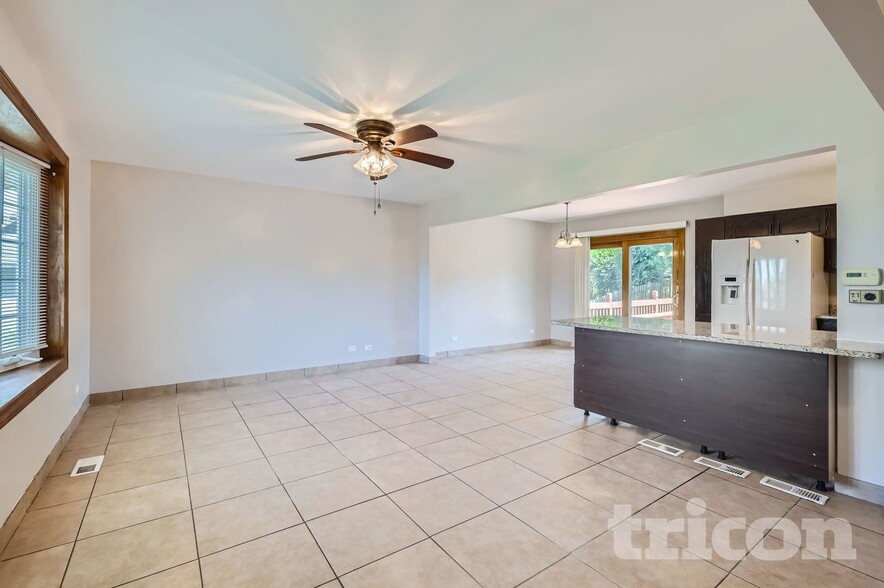 Building Photo - 285 Polo Club Dr