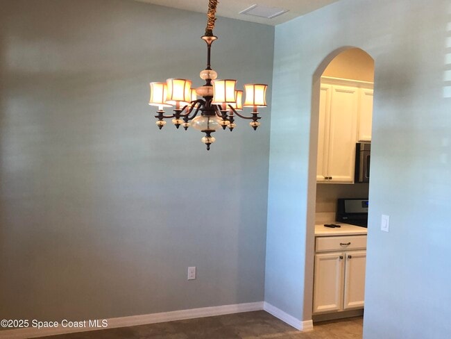 Building Photo - 3225 Sedge Dr