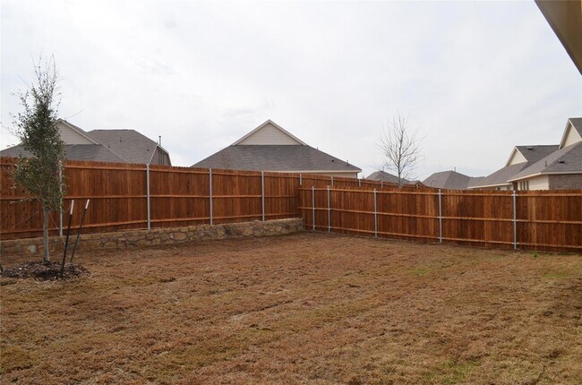 Building Photo - 7924 Lindheimer Ln
