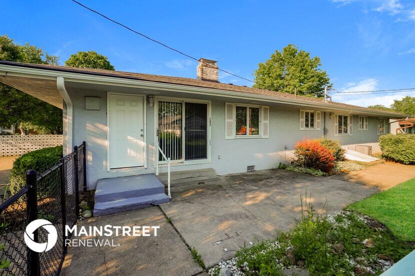 Building Photo - 9548 Brookside Dr