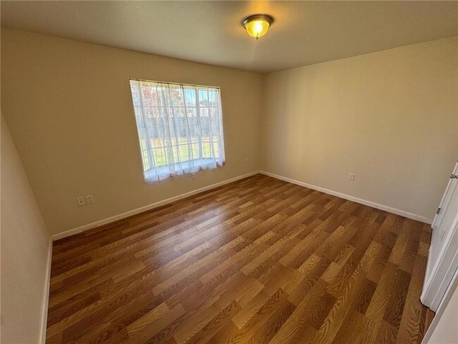 Building Photo - 1016 Greenspoint Dr