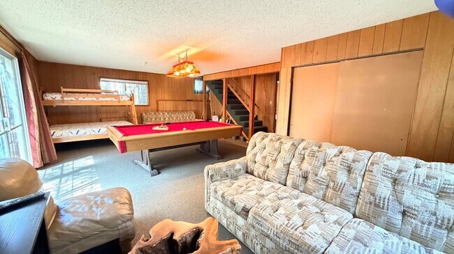 Building Photo - 52111 Acorn Ln