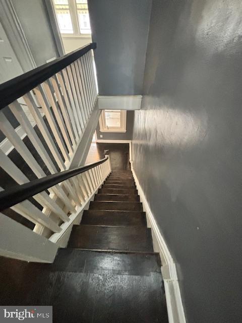 Building Photo - 6065 Chester Ave