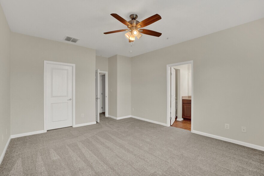 Building Photo - 1269 Elderslie Ln