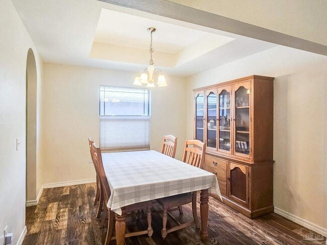 Building Photo - 9743 Brookstone Way