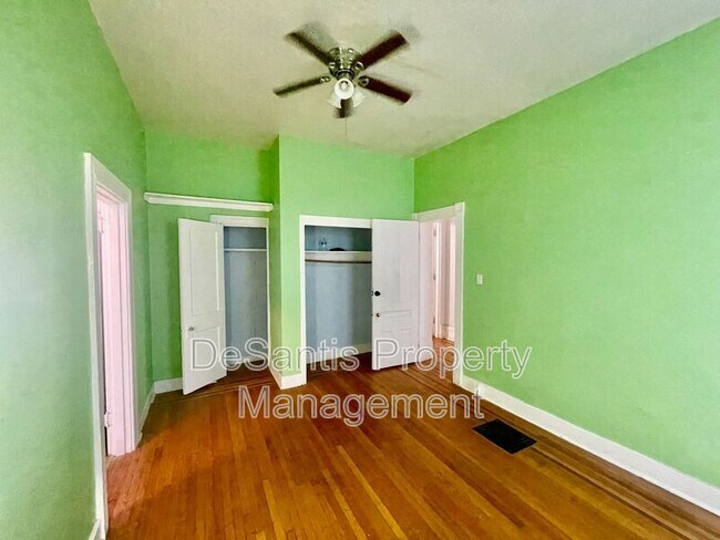 Building Photo - 5498 Hayes St