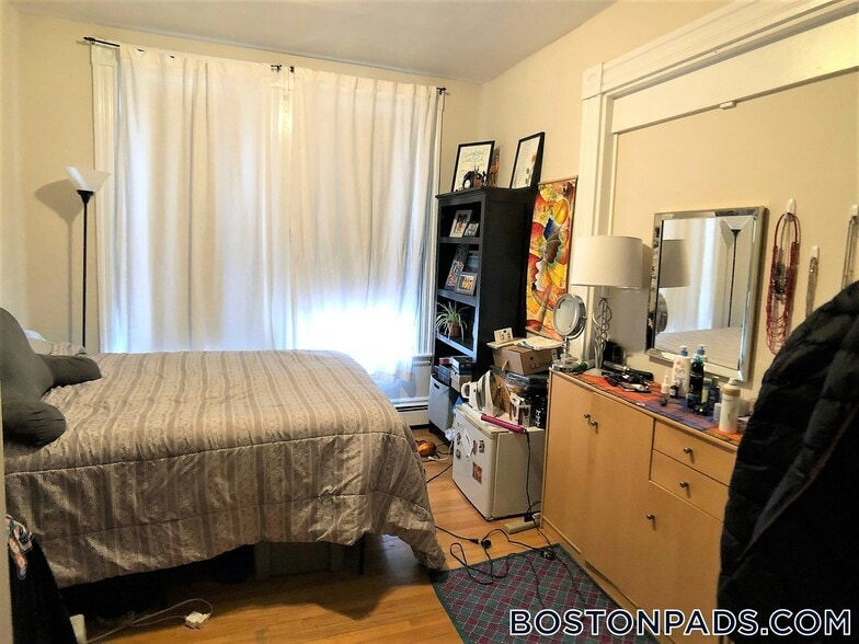 Building Photo - 21 Cortes St