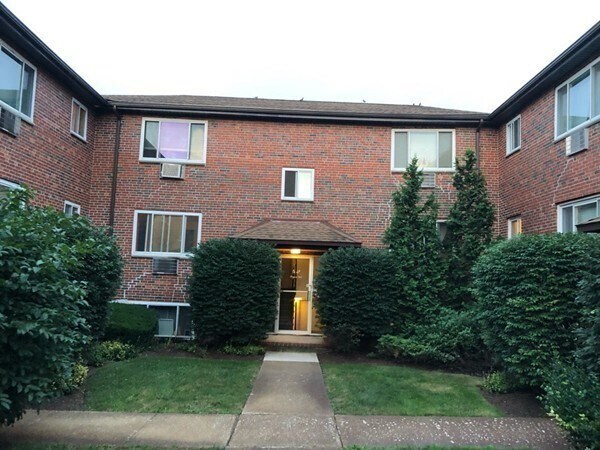 Building Photo - 42 Bryon Rd