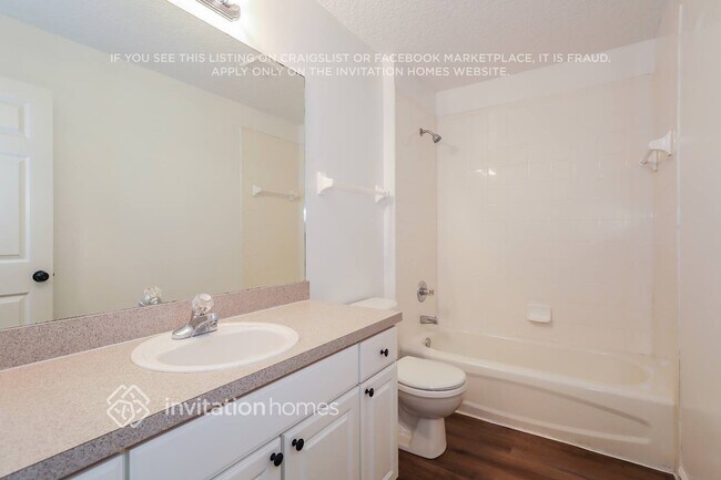 Building Photo - 203 Greenfield Dr