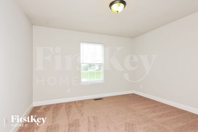 Building Photo - 1811 Barclay Trail Dr