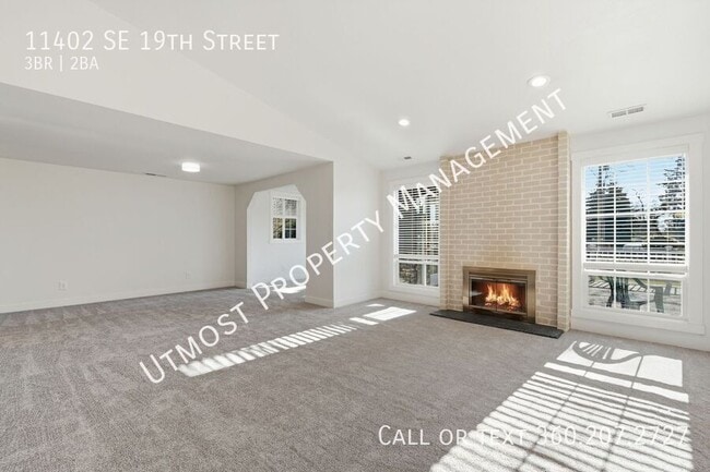 Building Photo - 11402 SE 19th St