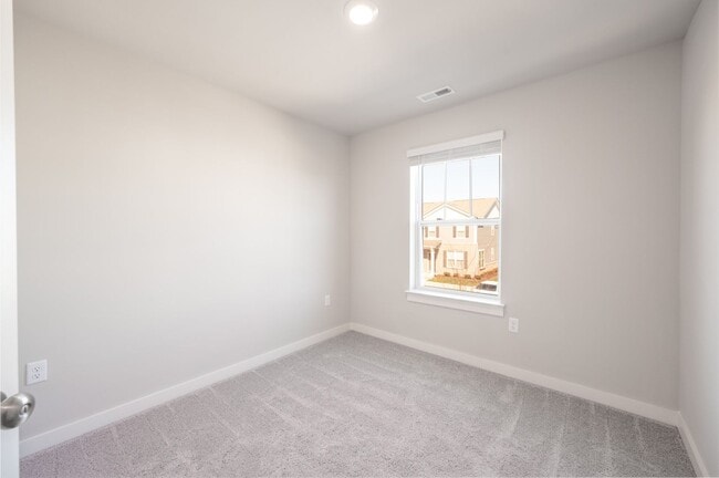 Building Photo - 4213 Gandalf Ln