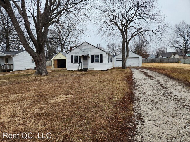 Primary Photo - 2 br, 1 bath House - 224 4th St