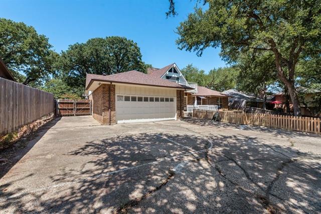 Building Photo - 2119 Wilson Dr