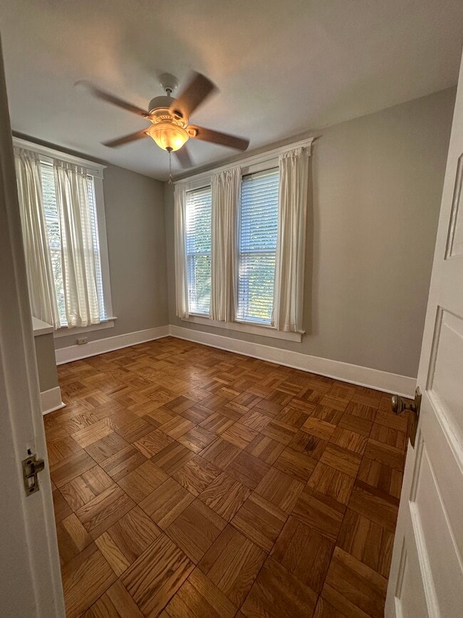 Building Photo - 1692 Carruthers Pl