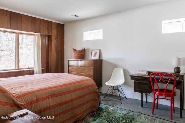 Building Photo - 671 Watson Hollow Rd