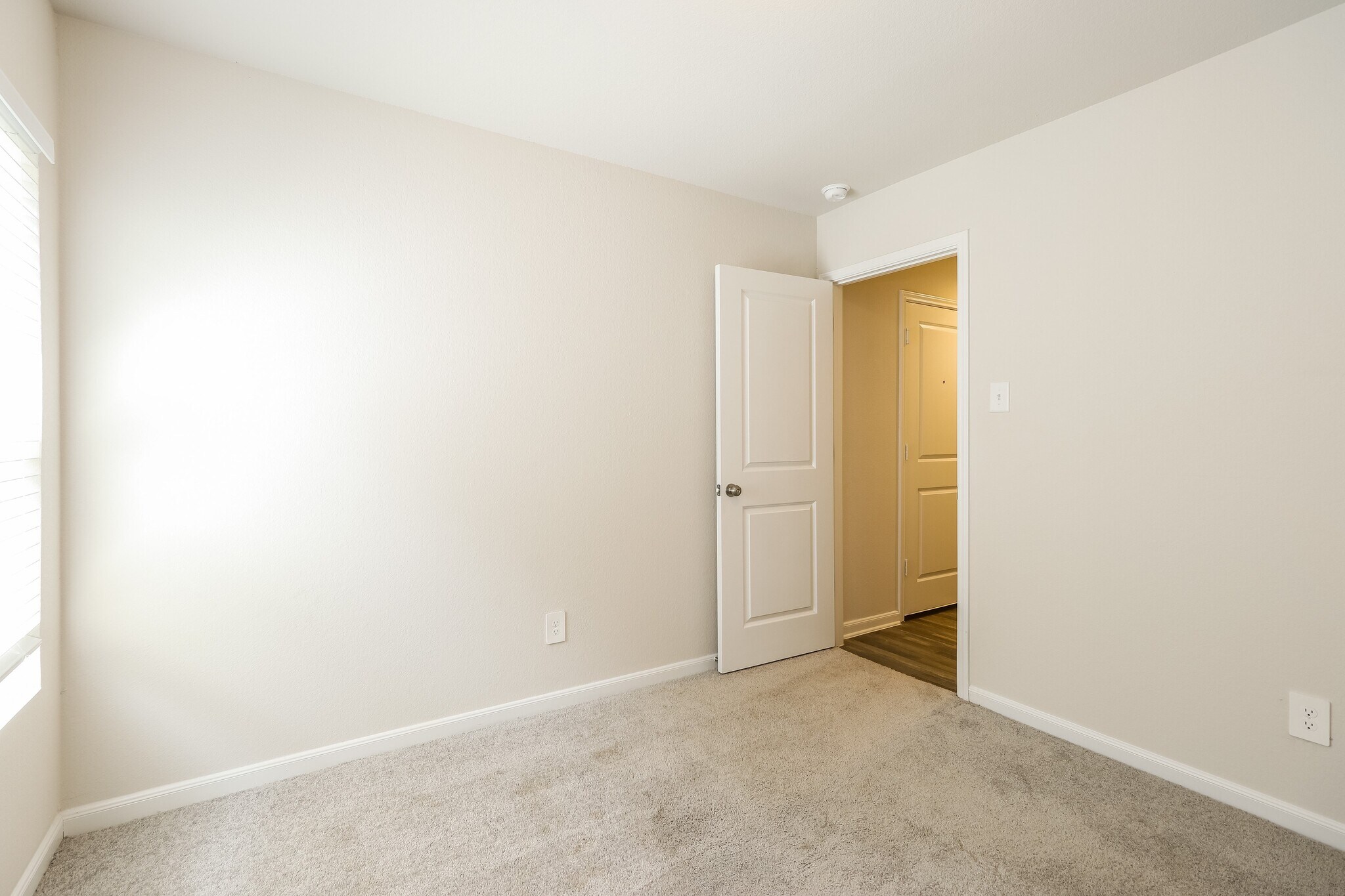Building Photo - 14212 Harlequin Dr