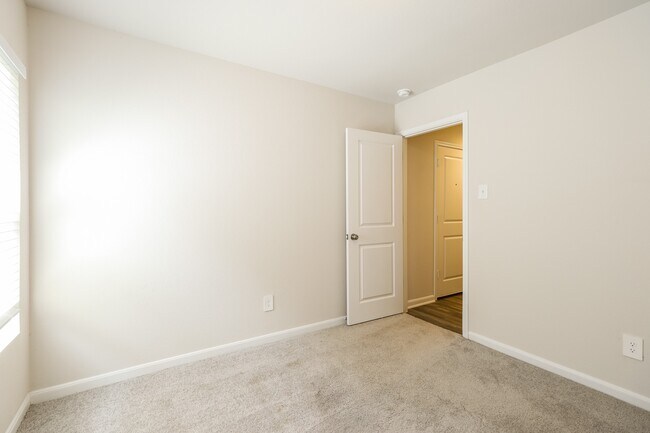 Building Photo - 14212 Harlequin Dr