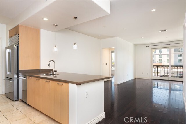 Building Photo - 268 Caruso Ave