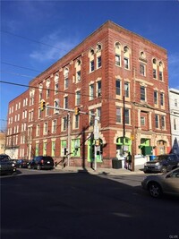 Building Photo - 402 Ridge Ave